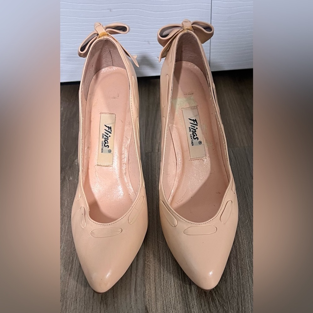 Women's Flings Vintage Pink Leather Bow Heels